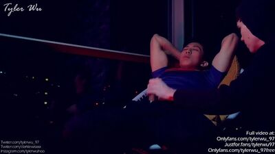 Asian Superman edged to oblivion by a twink