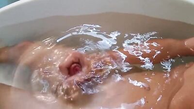 [ABX][3][541] - Bathtub wanker