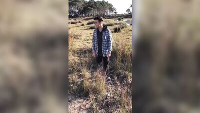 Se come una polla mientras habla por celular con su - Seba Terry