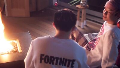 Asian boyfriends flip fucking outdoors, a Christmas treat.