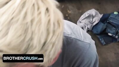 BrotherCrush - Perv Stepbro Gives Young Stepbrother InDepth Biology Lesson And Creampies His Asshole