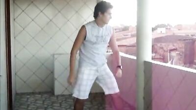 Dançando