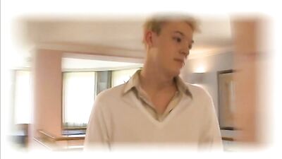 Bareback Skater Twinks - Bare Sex On A Yellow Seat