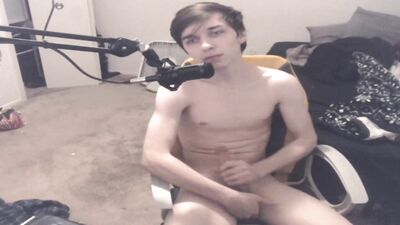 Gotcha Horny?! Watch This Hot Amateur Web-Cam Boy Pump His Cock!