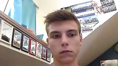 Ass Exposure: Amateur First Time Teen Boy Shows it All!