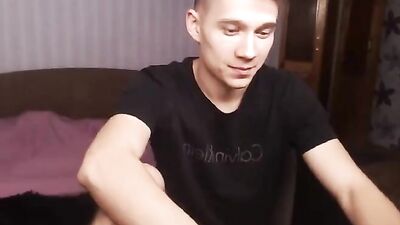 Hung Hottie Masturbating - Gay Amateur Web-Cam Solo Video