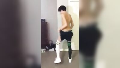 Kevins Twerking Amateur Fun Adventure