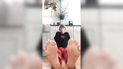 Feet Worship: Cute Twink Boy Socks Strip!