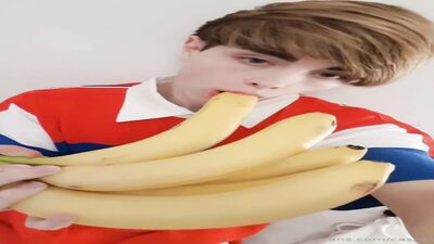 Suckin Oral Amateurs: Unleashing Gay Passion!