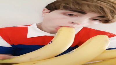 Suckin Oral Amateurs: Unleashing Gay Passion!