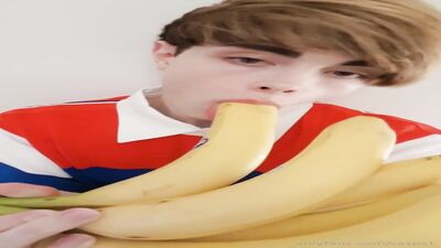 Suckin Oral Amateurs: Unleashing Gay Passion!