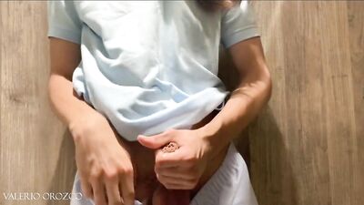 I went to buy something in the mall and ended up jerking off in the bathroom