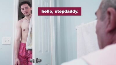 GAYWIRE - Ryland Kingsmen Bareback Fucked In Shower By Mother's Boyfriend Matthew Figata