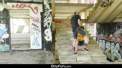 BoyFun - Skater Antony Carter Fucks Latino Roman Capellini Outdoors Bareback
