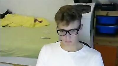 German Cutie,Sweet Ass & Nice Cock On Cam