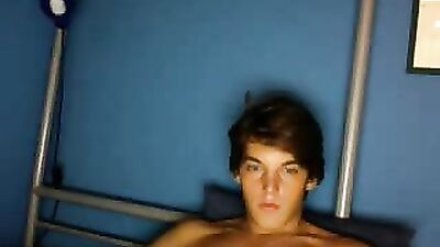 Italian Cutie,Huge Cock On Cam