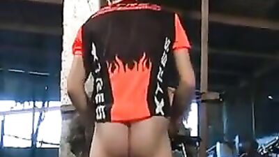 Meat up at the abandon building