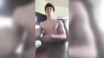 Twink strips his dick