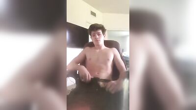Twink strips his dick