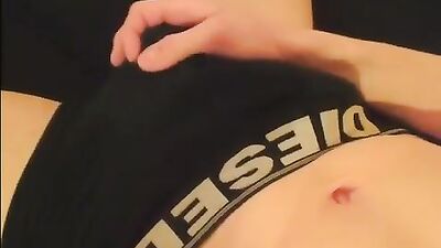 Br555 Wank in undies