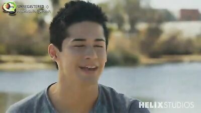 Cute solo boy, was für eine stimme-----lustig