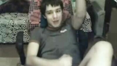 Cute solo boy on cam, einfach süß