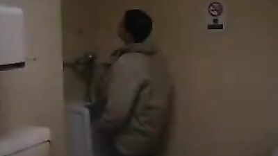 Attraction of 2 full vid