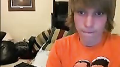 Wow - Beautiful CUM SHOT SOLO WANK