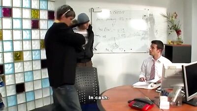 Love is sooooo sweeeet!