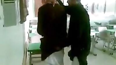 Sex of oriental students right in college