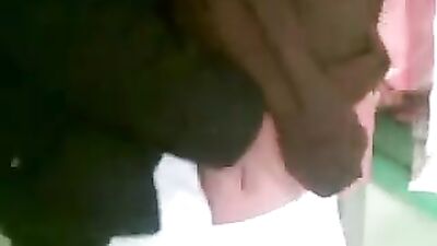 Sex of oriental students right in college