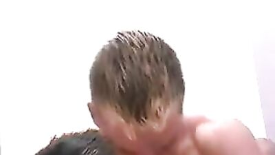 На веб-камеру долг