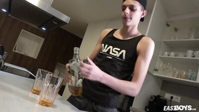 Straight Boy Gets Great Handjob