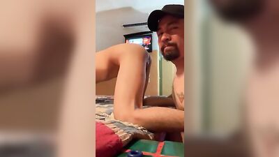 Casero:01 mexicano chupando un buen culo