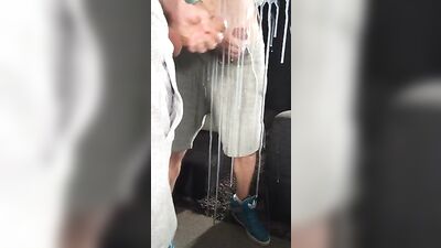 Big cumshot on miror