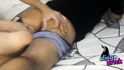 Pinoy Sexy Twink Gamer Boy Playing His Favorite Mobile Legends ML (Kinantot at Pina Chupa si ML Boy)