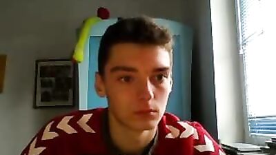 Croatian Cutie Cums On Cam, Great Bubble Ass & Nice Cock