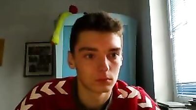 Croatian Cutie Cums On Cam, Great Bubble Ass & Nice Cock