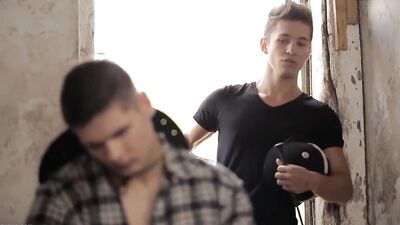 Cute twink from spain fucked and cum