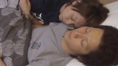 Asian boy suck and wank his friend