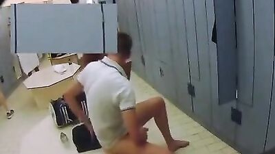 STRAIGHT DUDE PLAYING WITH HIS COCK IN THE LOCKER ROOM