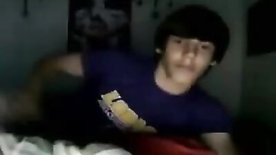 19YO JOCK WANKS ON CAM