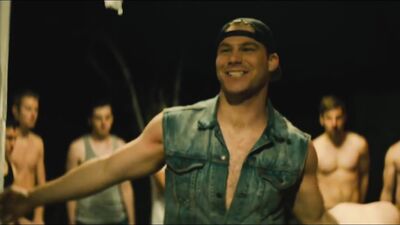 American Male - more @ Gayboy.ca