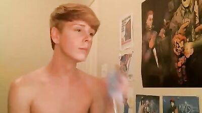 Supersmoooth blonde very beautiful wank on cam 2