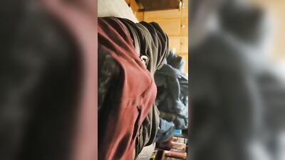 SC Straight lad wanks for girl