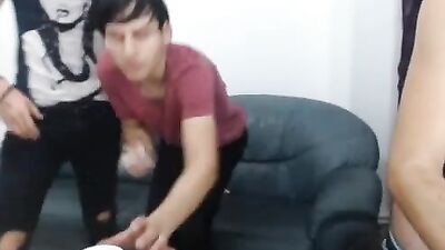 Romanian Str8 Sucks His Friend's Nice Cock 1st Time On Cam