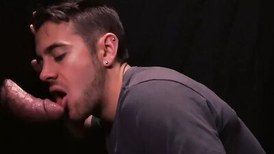 FamilyDick-Anonymous stepdaddy Gets Blown by Teen