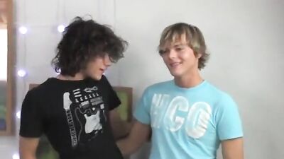 Gay Teen Casting: Couples Hottest Young Tube Boys!