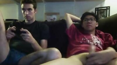 Gamer Boys Playtime - Chinois Men Fooling Around in the Bedroom!