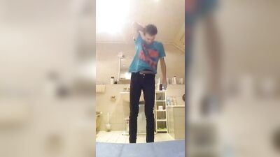 German Twink Boy on Floor: Hardcore Amateur Gay Teen Porn